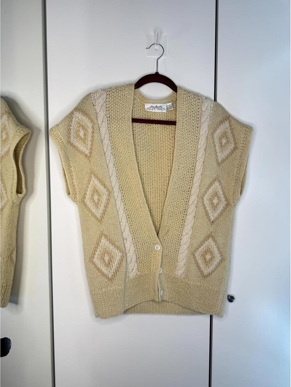 Vintage Beige Alpaca Knit Vest Sweater Cardigan Medium